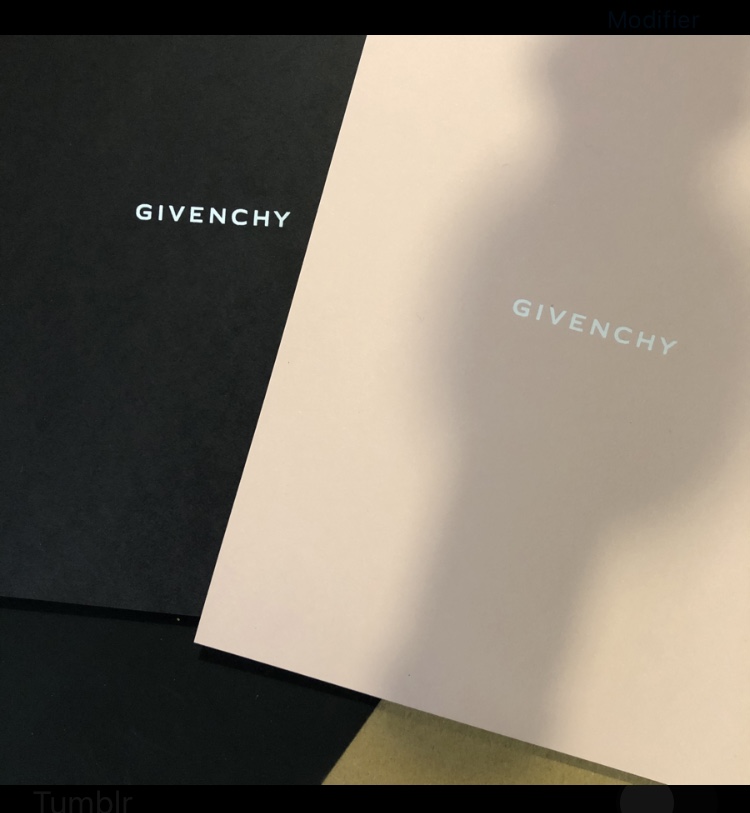 2020-Givenchy