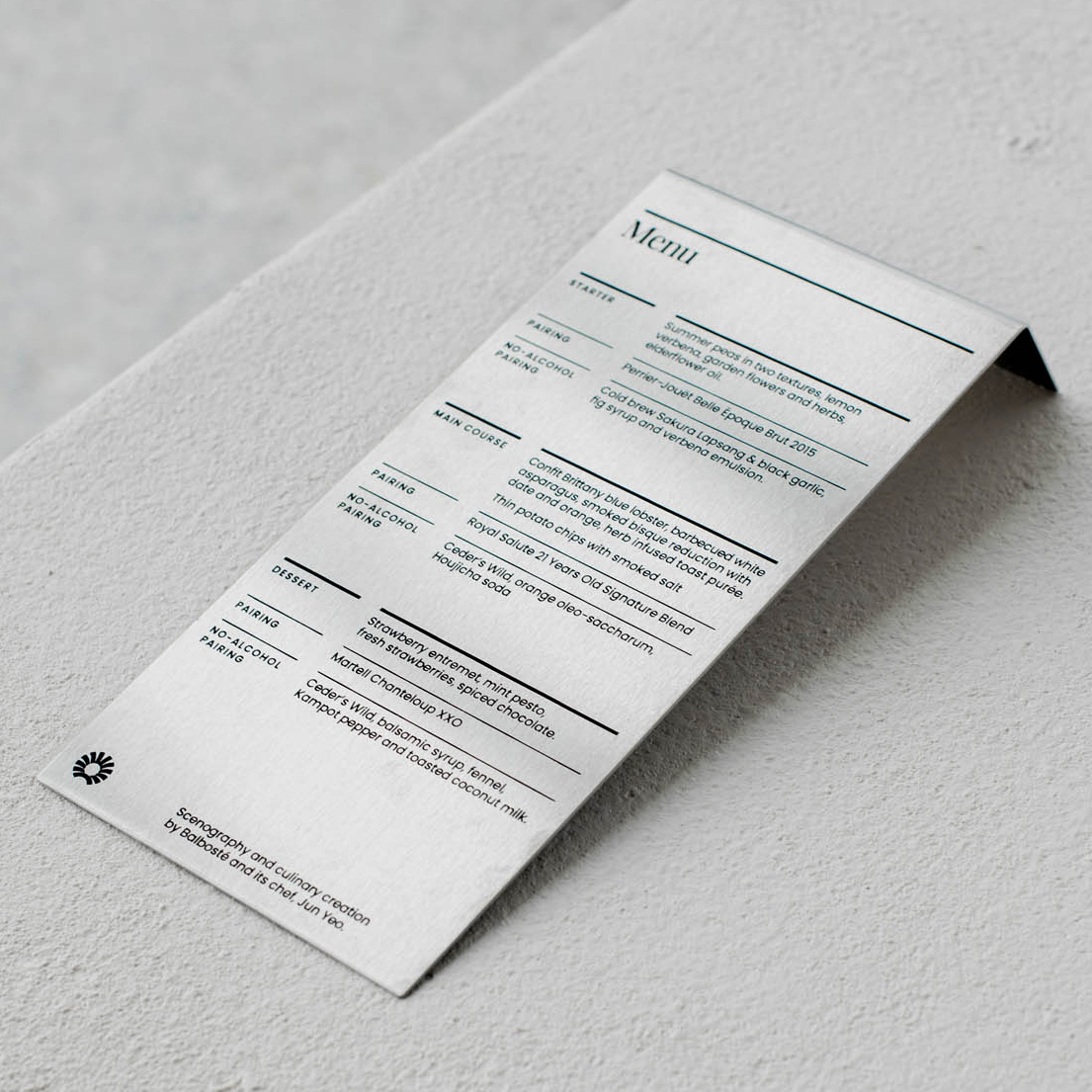 Photo de Bureau Heller - Menu sur aluminium brossé pour Pernod-Ricard - Sérigraphie - Atelier Fwells